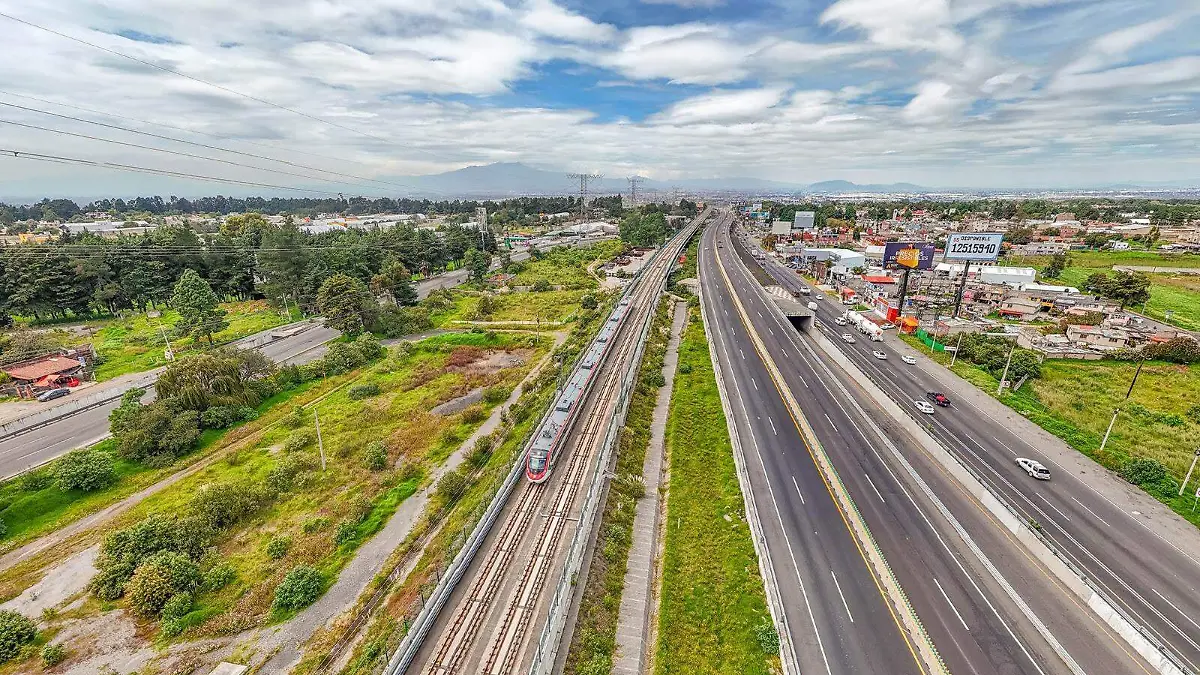 tren interurbano